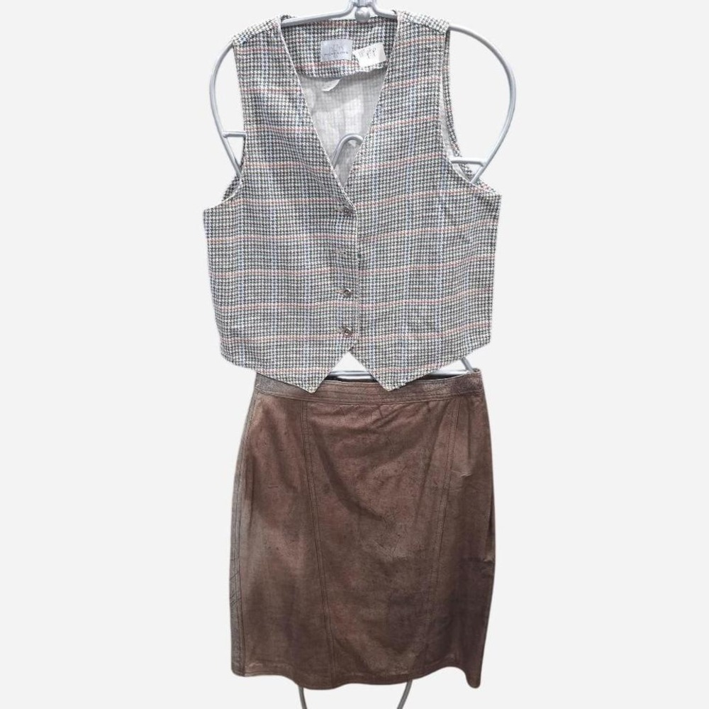 Women's 90s retro brown‎ leather skirt 28" waist (S3)